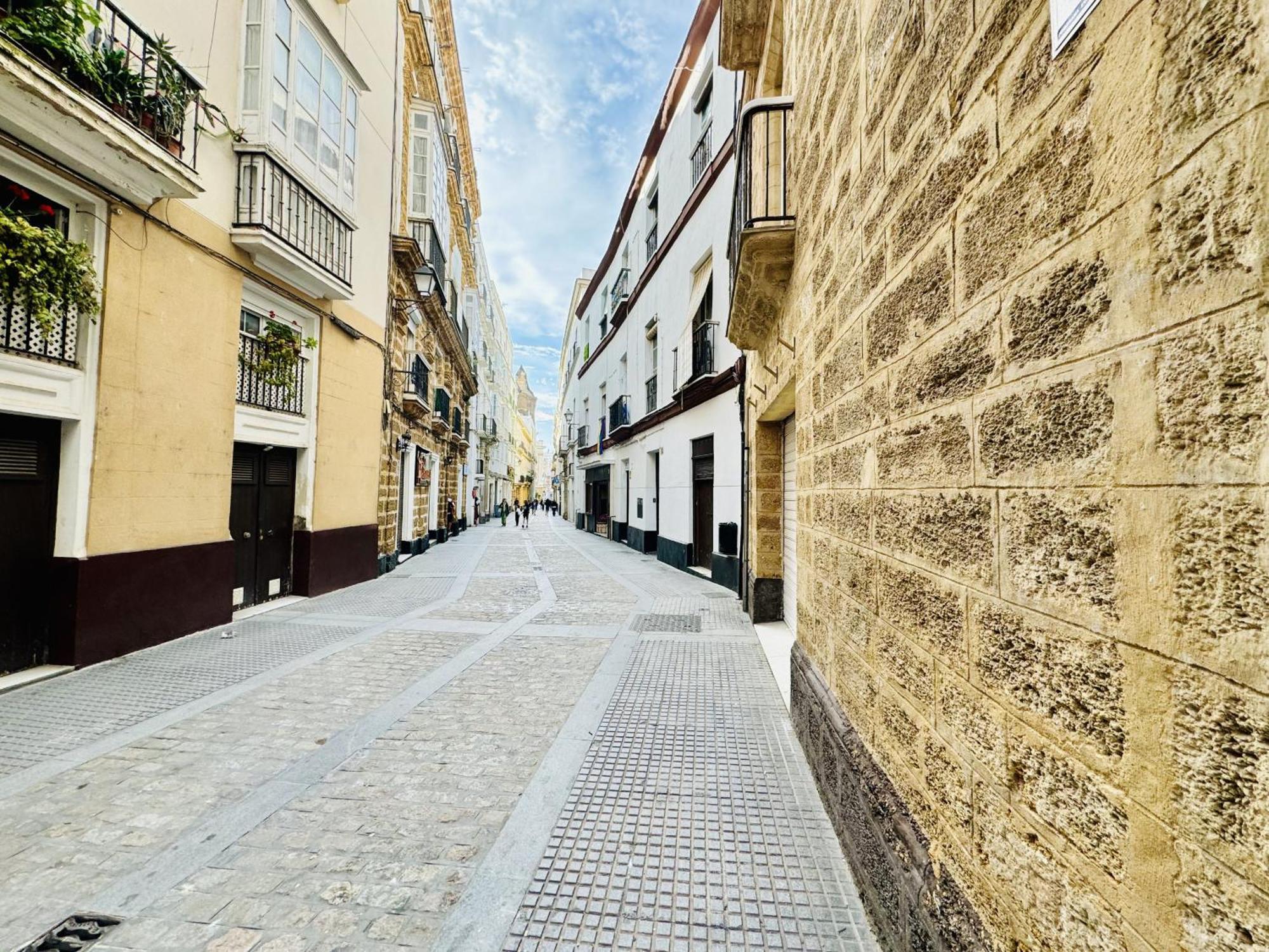 Mana Home Keep Calm Feel The Light And Shine Cadiz Bagian luar foto